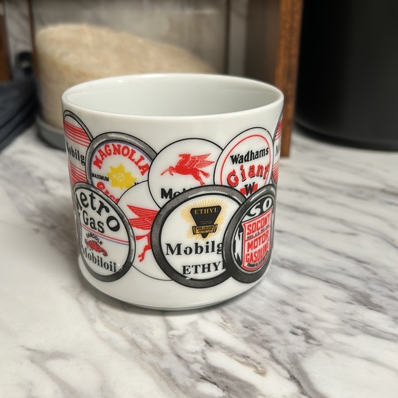 Mobil Gas Collectible Mug - Picture 4 of 6